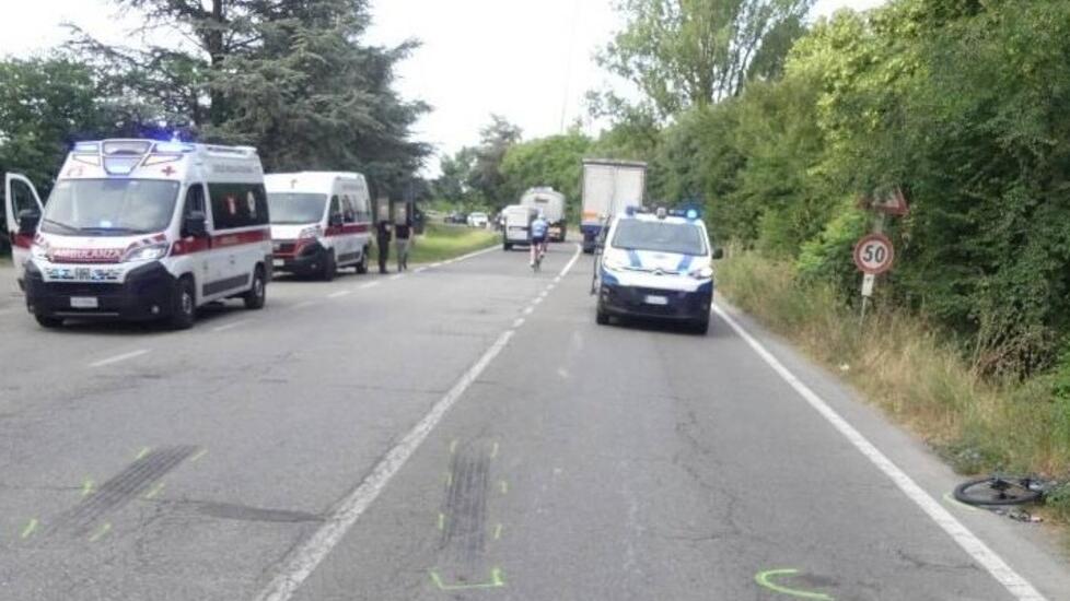 118 e polizia locale sul luogo dell'incidente