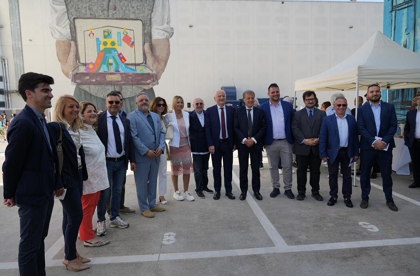 Snatt Logistica: un murale per le 800 assunzioni e nuove case per i dipendenti