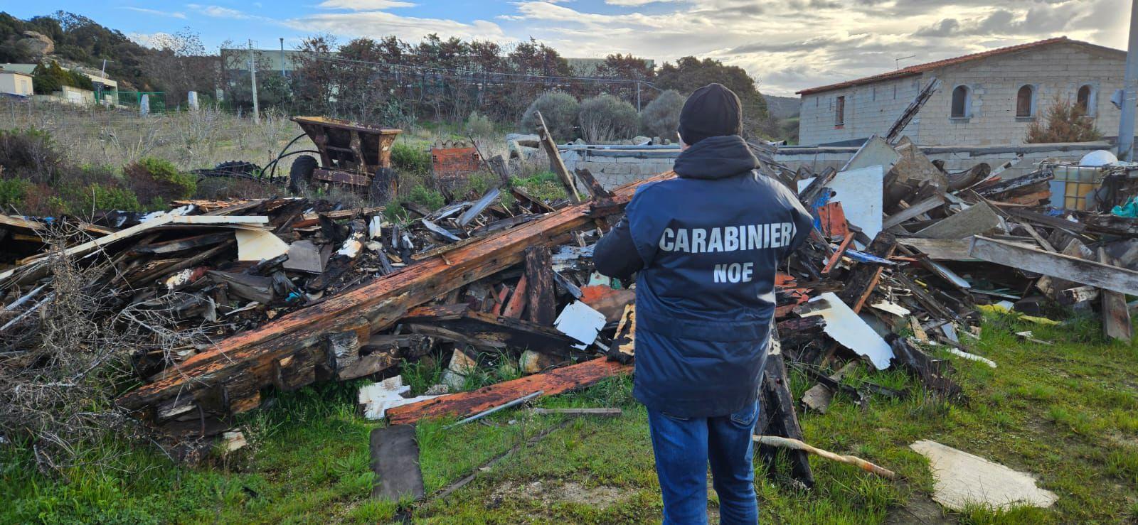 Sassari, decine di auto abbandonate a Predda Niedda: denunciati i proprietari - Ecco cosa rischiano