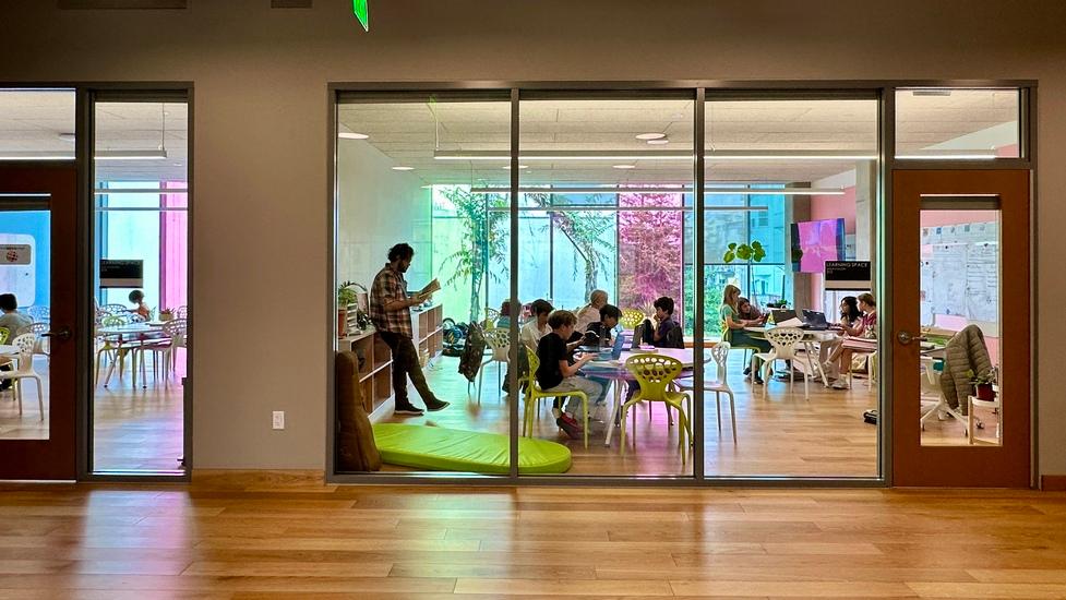 Architettura che educa. Colori come linguaggio, da Modena agli Usa