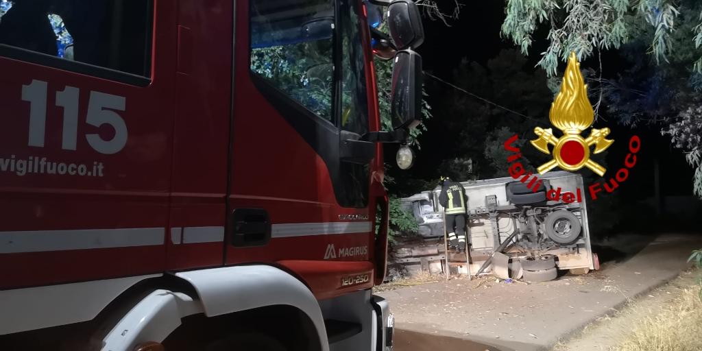 Grave incidente stradale nella notte: muore un 26enne