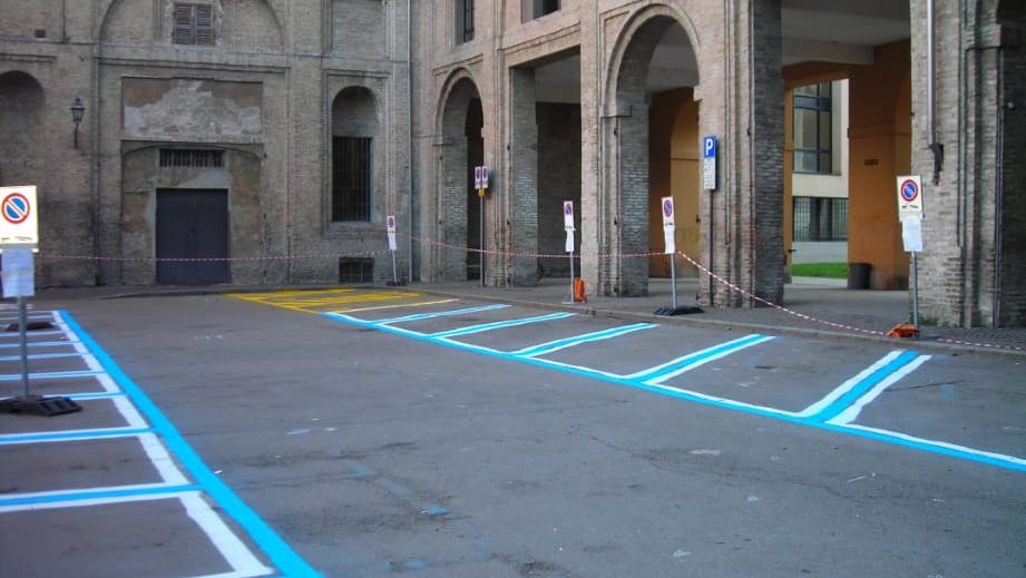Sosta e Ztl: Parma vince la sfida dell'accessibilità al centro storico, Reggio senza la carta Zucchi
