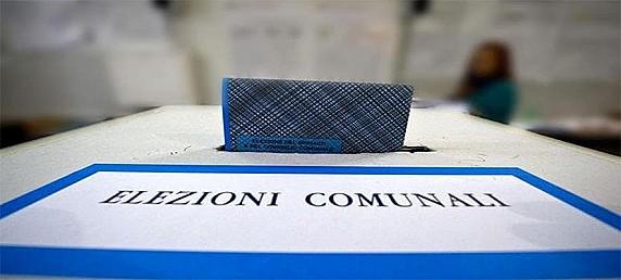 Comunali in Toscana, ballottaggi a Viareggio e Arezzo: così l’affluenza alle 12