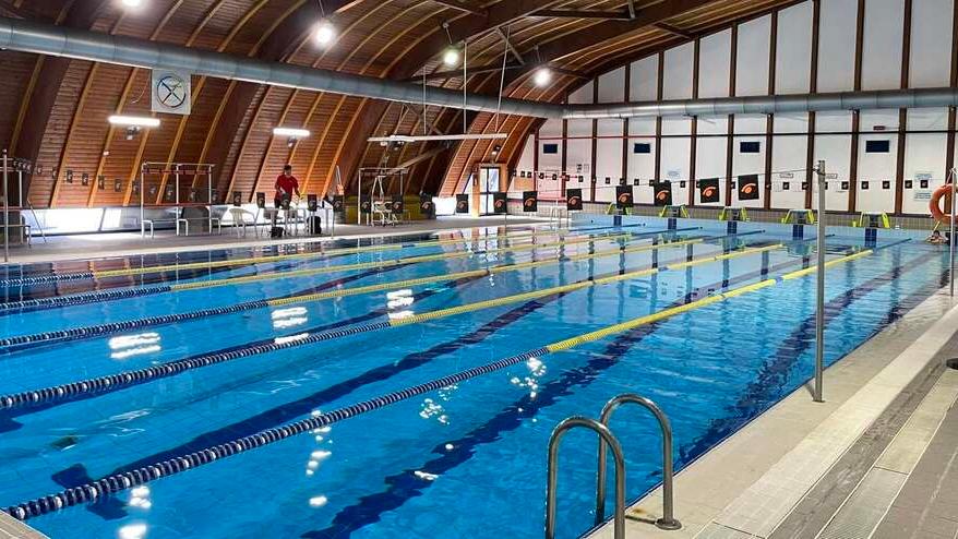 La vasca della piscina comunale