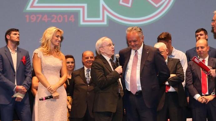 Una festa nel segno di Mike