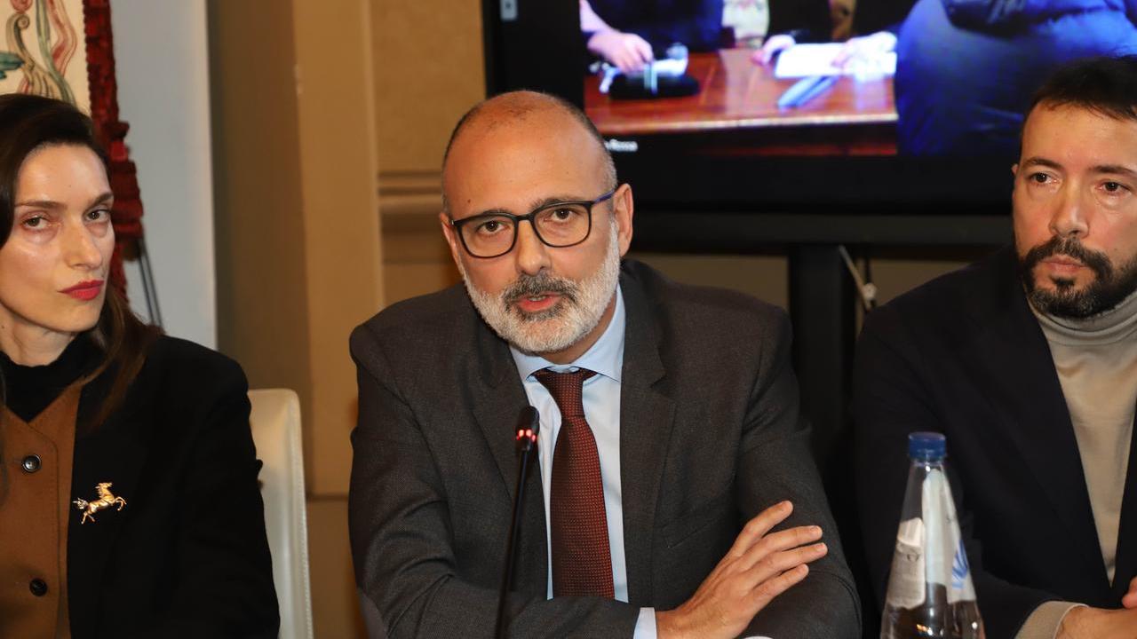 Al centro Andrea Cattini presidente di C.Volo, accanto Victor Yari Milani
