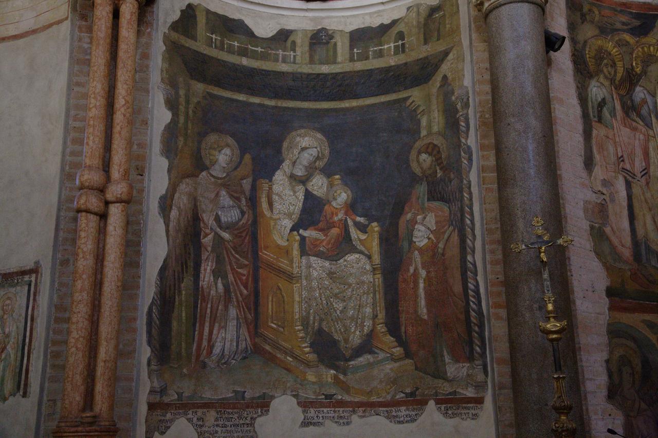 
	Un'altra opera del maestro, la Madonna col Bambino con il vescovo donatore Gerardo Bianchi, nel Battistero di Parma


