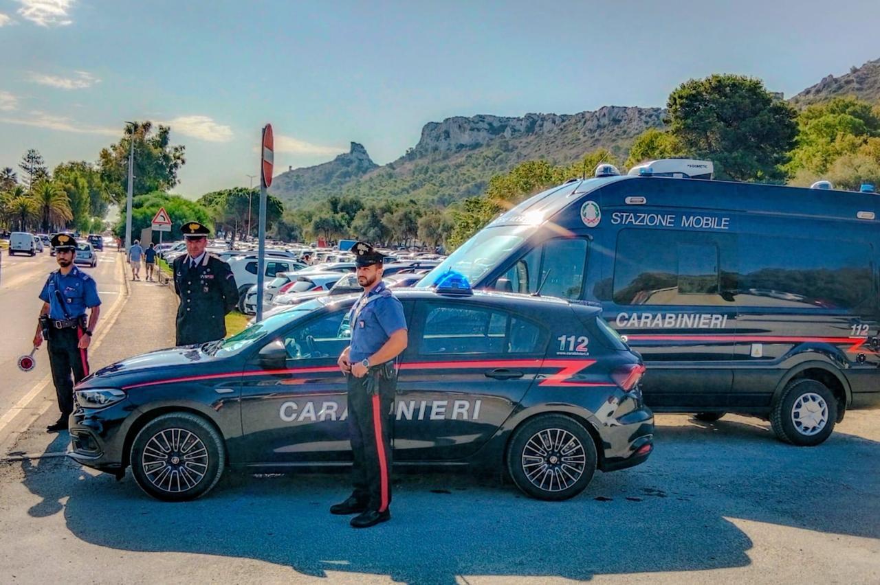 Case vacanza fantasma e falsi affitti online, raffica di denunce in tutta l’isola: vittime raggirate anche per 100mila euro