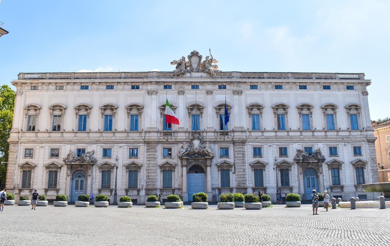 Legge Salva-casa, nuova bocciatura della Consulta: stop agli interventi senza autorizzazione nelle aree vincolate