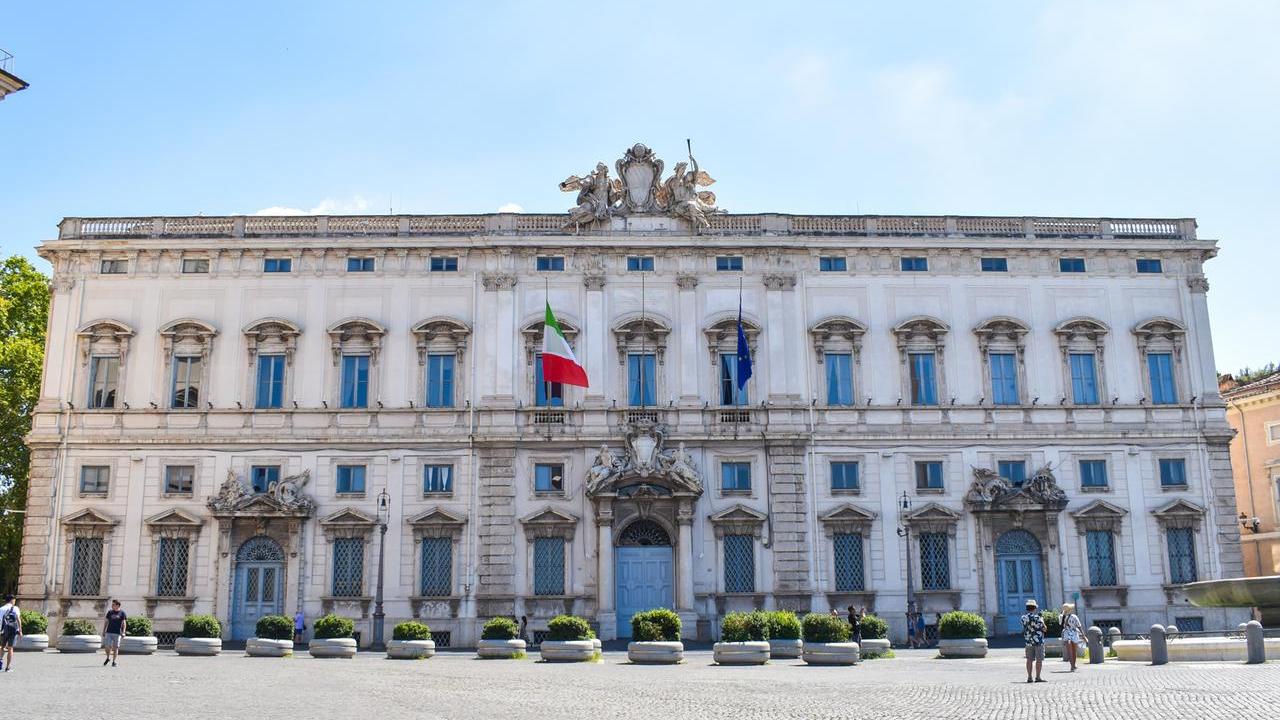 Legge Salva-casa, nuova bocciatura della Consulta: stop agli interventi senza autorizzazione nelle aree vincolate