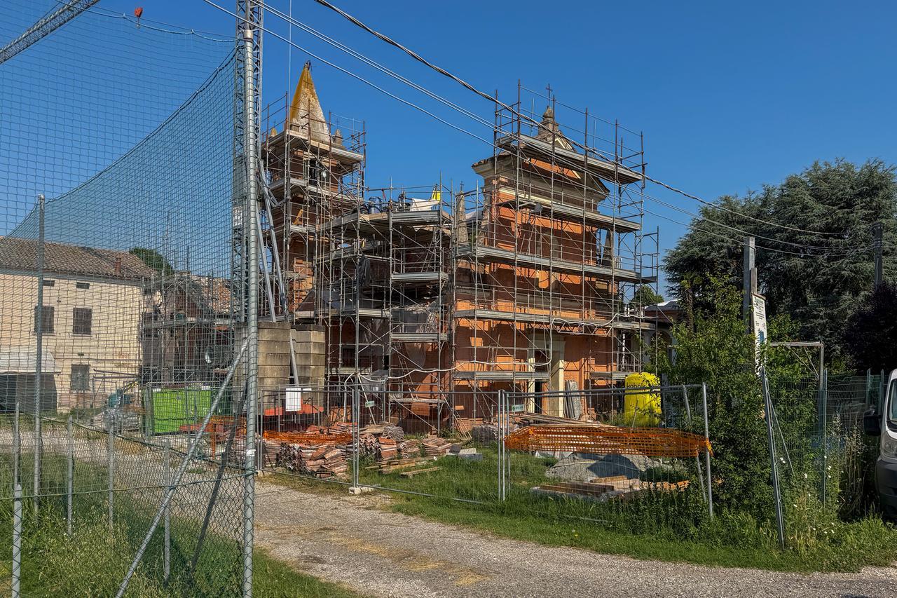 Operaio cade dall’impalcatura: infortunio nella chiesa di Sant’Egidio