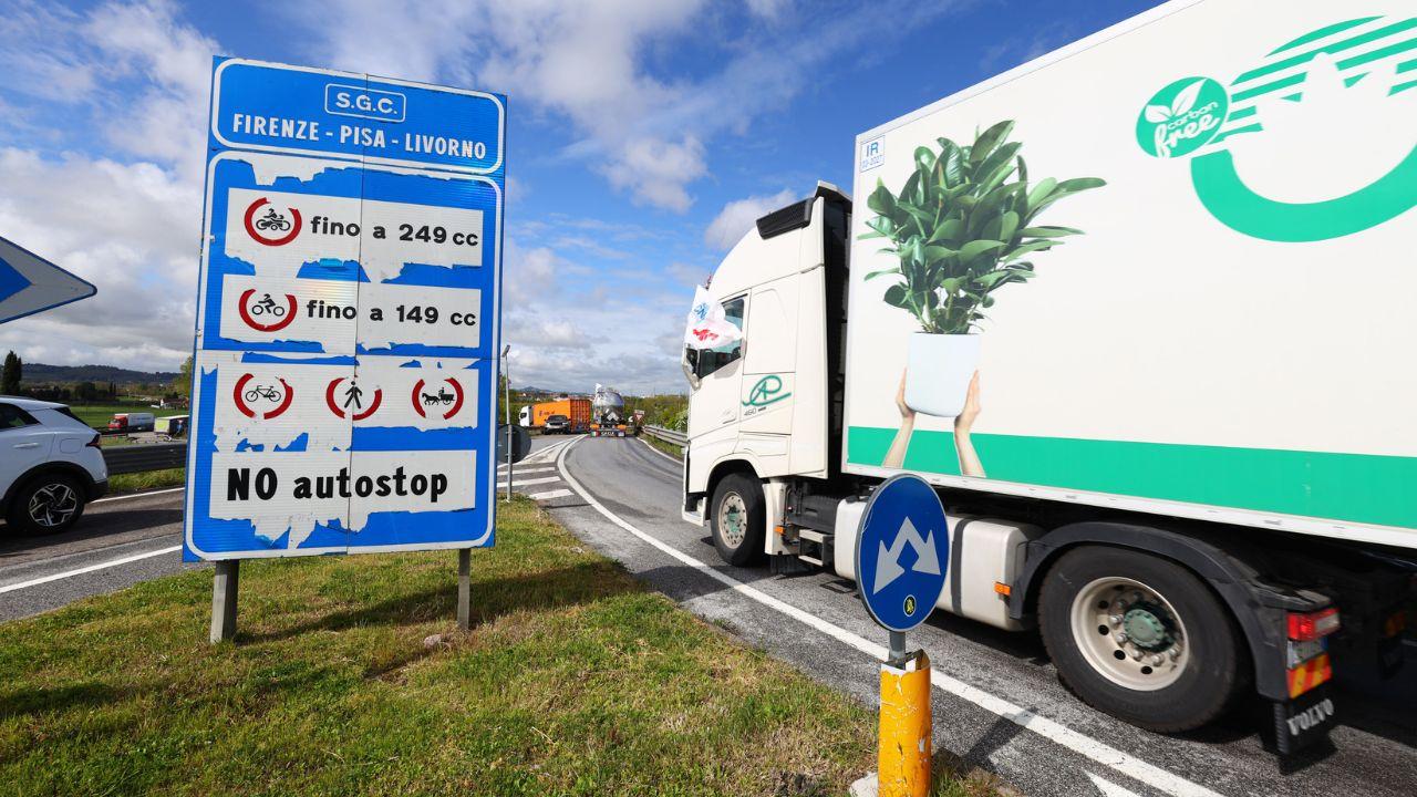 La Fi-Pi-Li “come” un’industria: pubblicità, pannelli e pedaggio – Come vuole trasformarla la Regione
