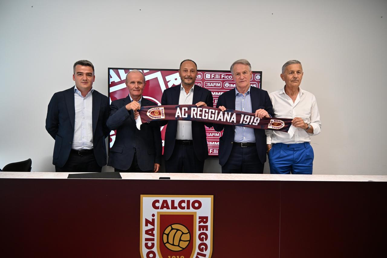 Reggiana, il nuovo allenatore Attilio Tesser ha le idee chiare: «Promettere di vincere è impossibile, provarci invece sì»