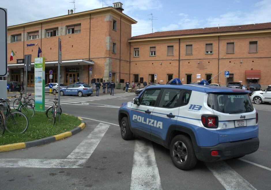 Controlli della Polizia a Ferrara: dieci denunce in dieci giorni