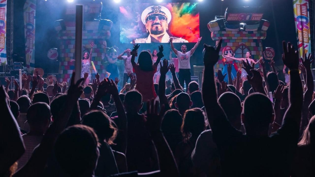 Un quartiere intero in festa: tre giorni di musica e intrattenimento