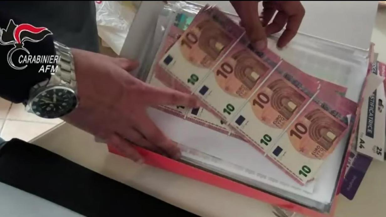 Banconote false stampate in casa, denunciato un 33enne ad Altopascio