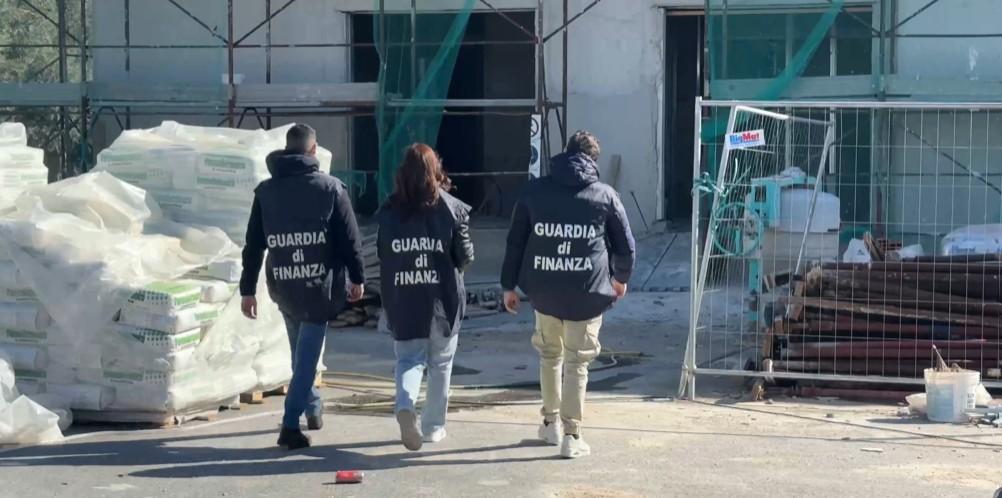 Superbonus, colossale maxi‑frode da oltre mezzo miliardo: 12 indagati, oltre 60 le società fantasma