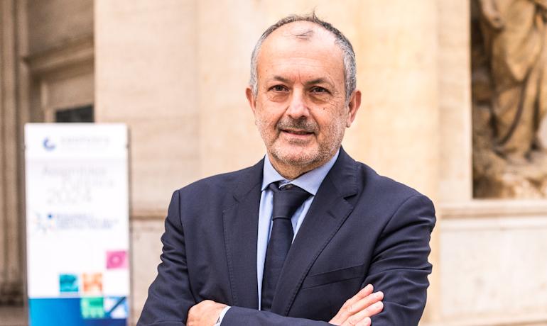 
	Carlo De Ruvo


