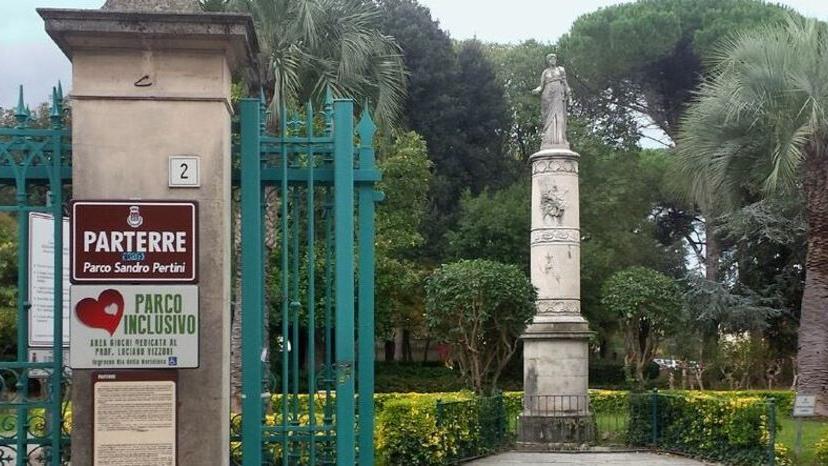 L'ingresso del parco Sandro Pertini, il "Parterre"