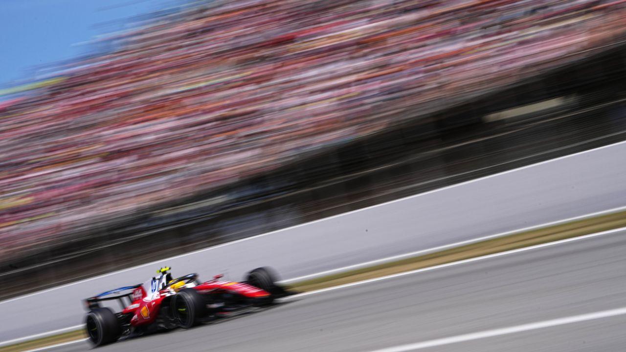 Gp Catalogna, la rivincita rossa: la Ferrari e Hamilton tornano al successo