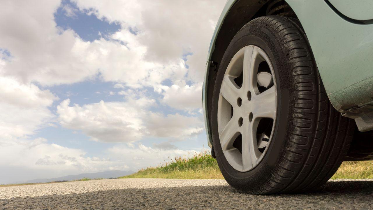Si fermano all’Autogrill e dimenticano la figlia