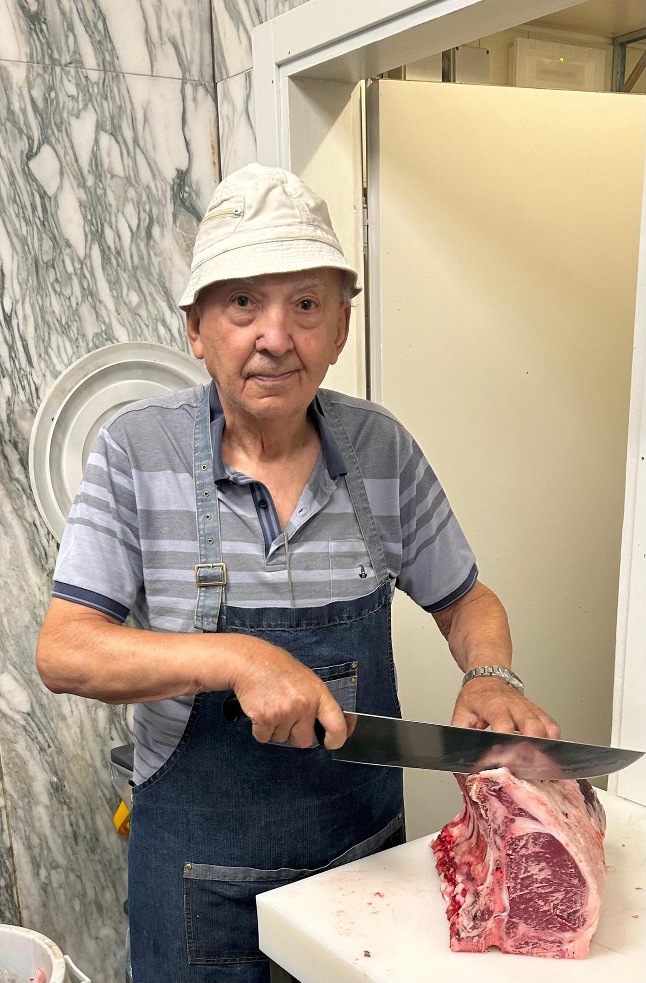 Addio a Livio Zanetti storico macellaio di Novellara