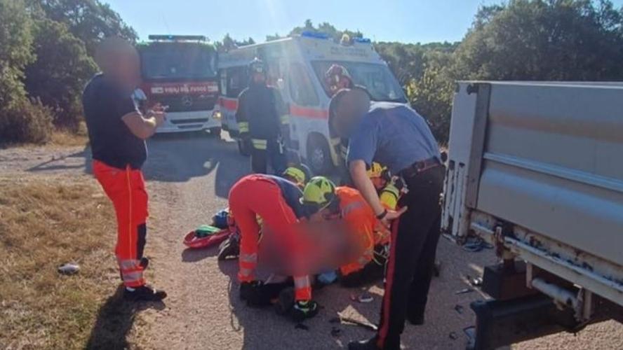 Allevatore morto dopo lo scontro con un autocarro, assolto l’autista del mezzo che lo aveva travolto