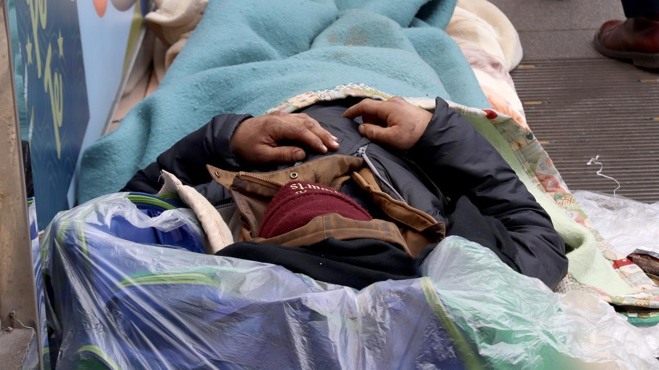 La povertà invisibile dell’isola, 10mila persone alla Caritas: crescono ancora le famiglie che richiedono aiuto – Tutti i dati