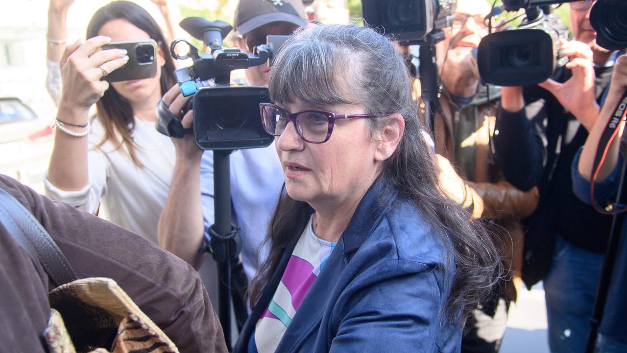 Caso Garlasco, la madre di Sempio resta in rianimazione. Gli avvocati confermano: «Ha tentato il suicidio»