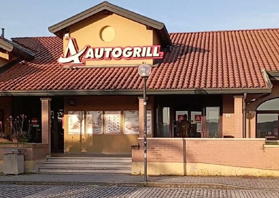 Campiglia, chiude l’Autogrill: a rischio cinque dipendenti – Il caso dei trasferimenti