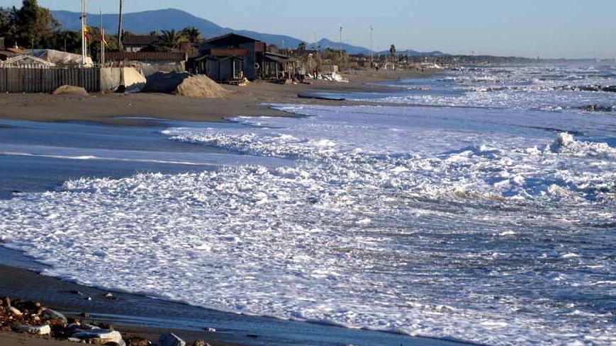 La costa di Ronchi dopo una mareggiata (foto d'archivio)