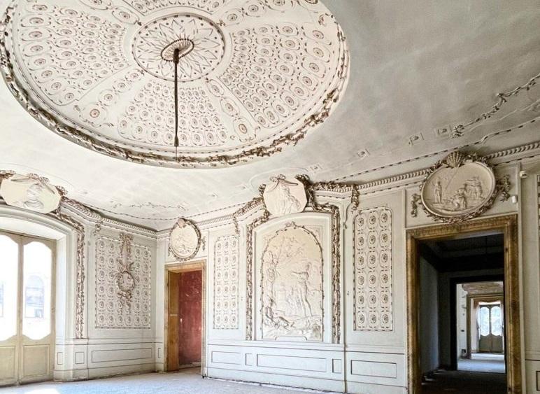 Ferrara, nuova vita per gli affreschi di Palazzo Massari