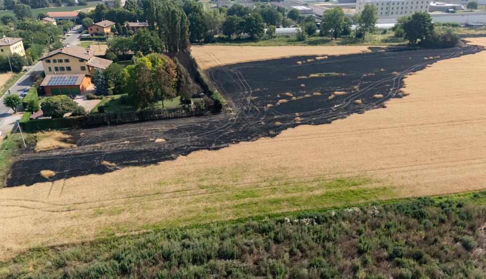 «Musica a tutto volume e fuochi d’artificio: fuori dal carcere ormai è sempre così»