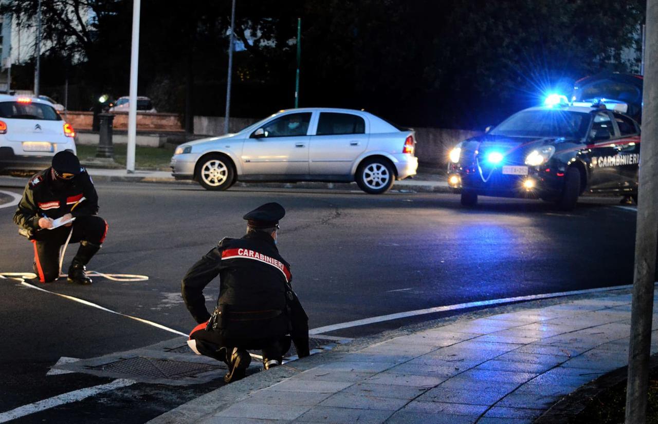 Scontro auto moto sulla provinciale, il sedicenne è in coma farmacologico