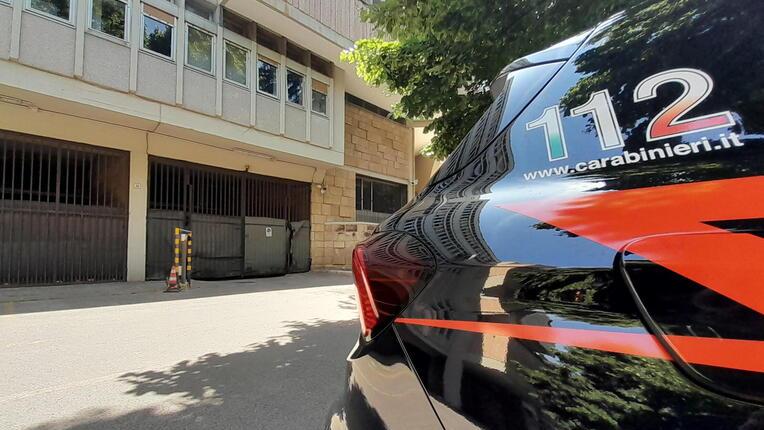 Carabinieri al tribunale (foto d'archivio)
