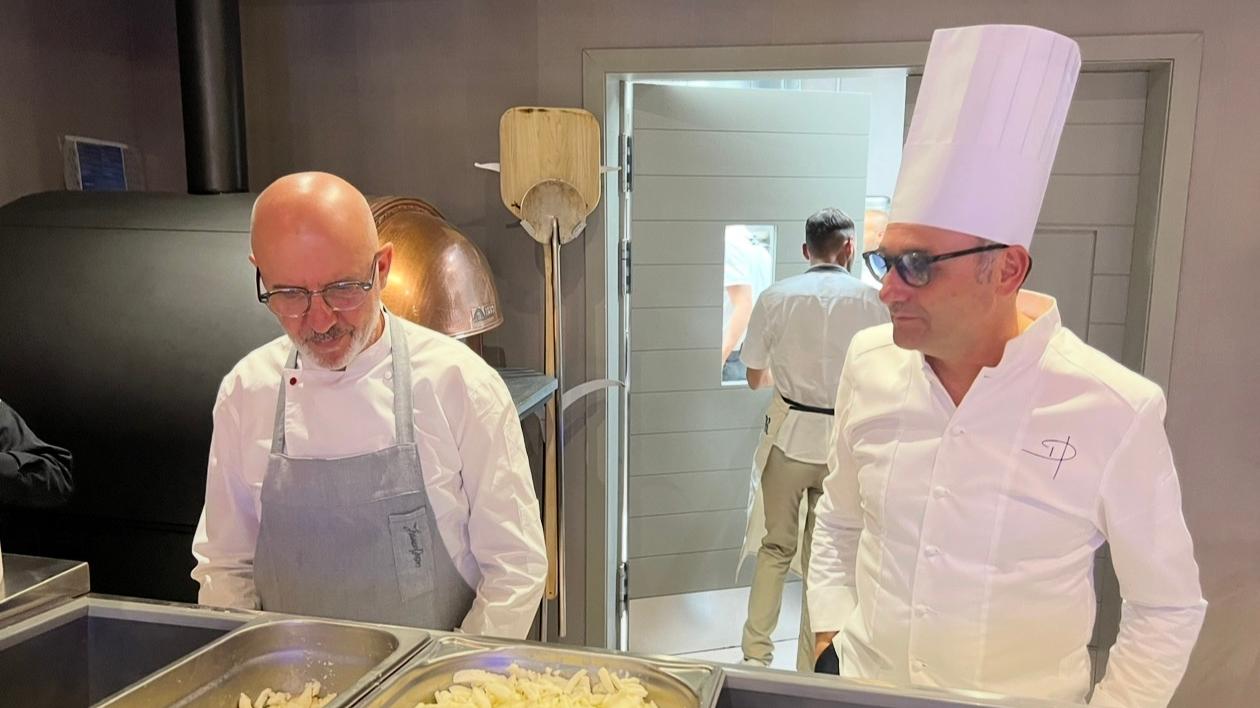 Non solo vacanze, al 7Pines brilla la cucina stellata di Pasquale D’Ambrosio