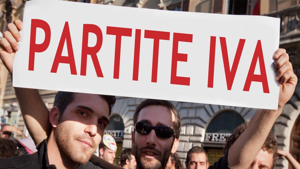 Partite Iva, regime forfettario sotto esame: l’Europa chiede di correggere la flat tax
