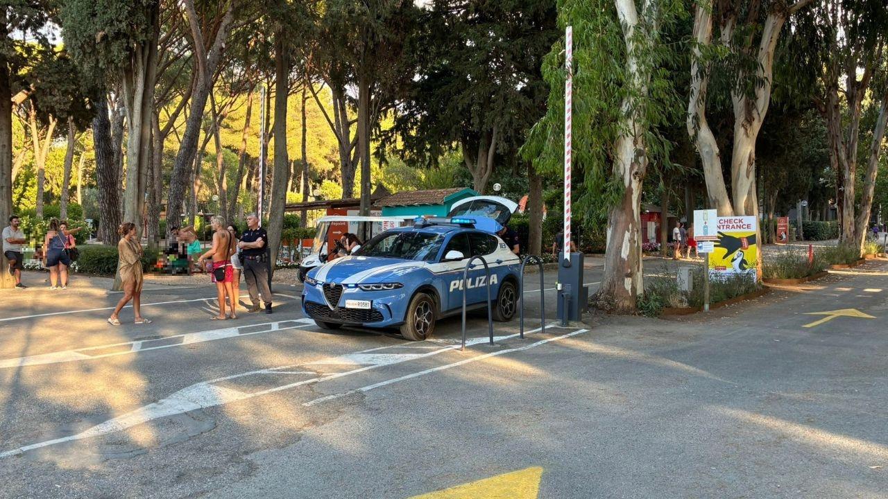 Bibbona, incendio in un campeggio: fuggi fuggi tra i turisti