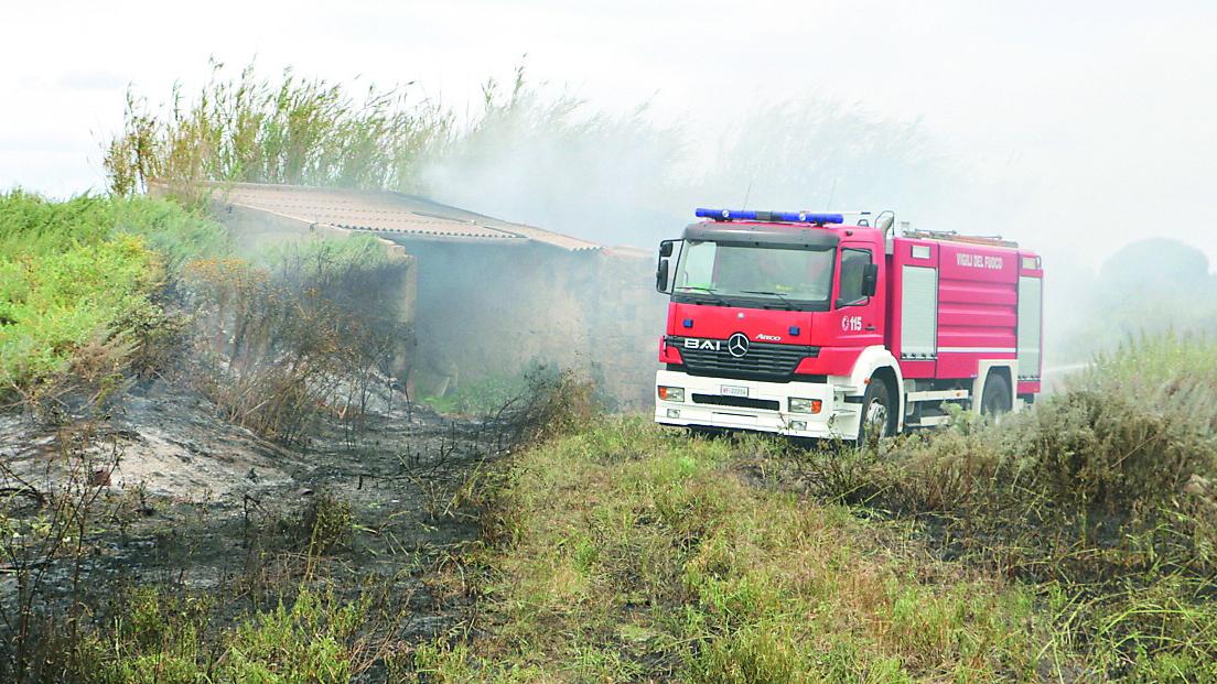 Sorso, in fiamme 5 ettari di vegetazione: condannato l’incendiario
