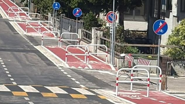 La pista ciclabile "a ostacoli" di Vaiano