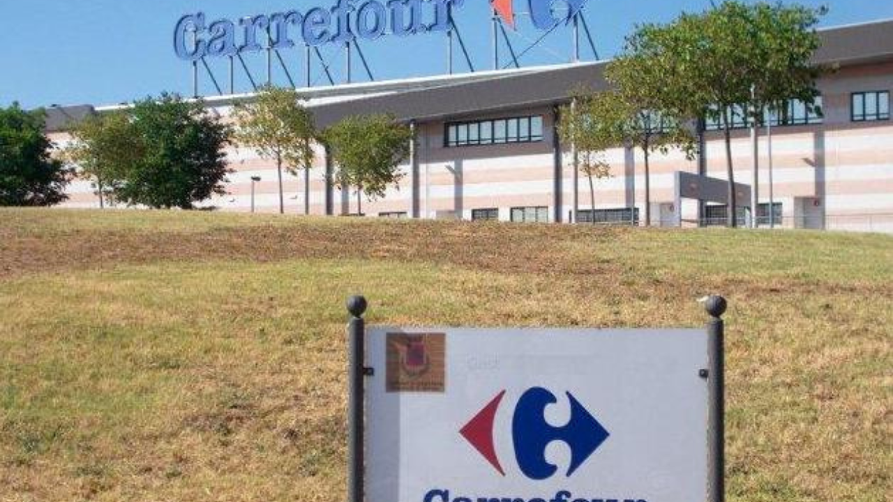 La sede di Carrefour nel Parco di Calenzano