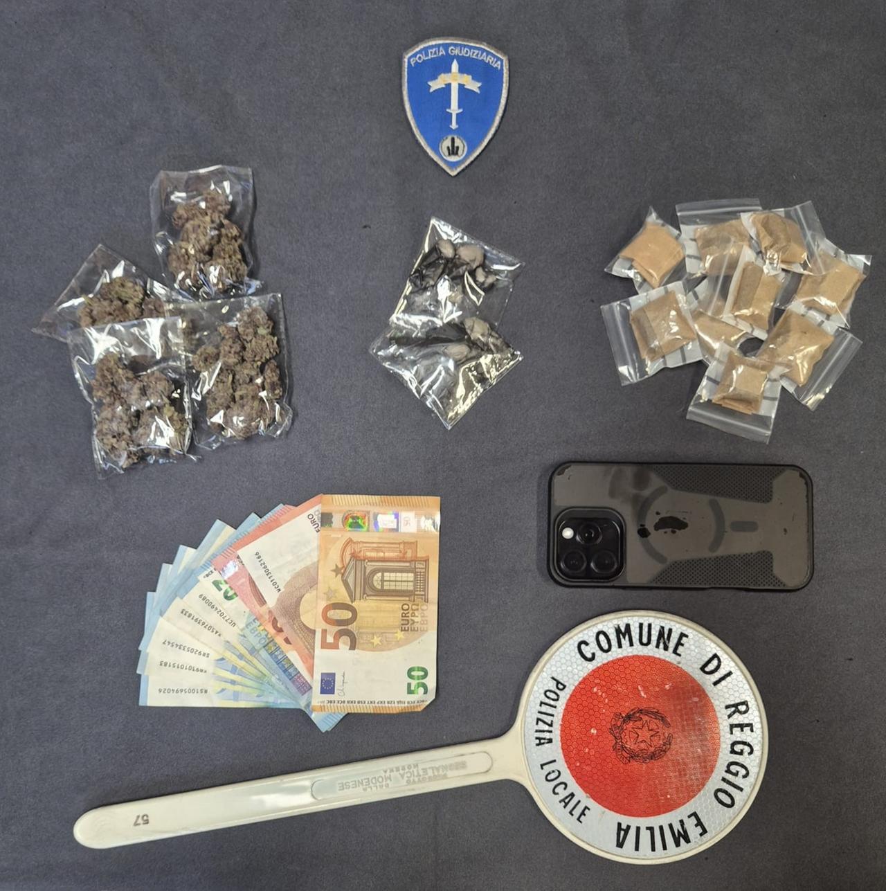 La droga era nascosta nel monopattino: 20enne arrestato per spaccio, è libero con obbligo di firma