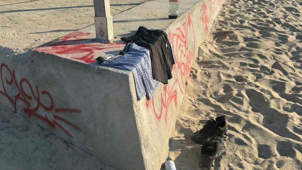 Elba, imbrattano il paese di scritte con lo spray: individuati gli autori