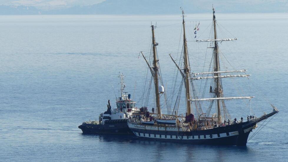 La Nave Palinuro incanta il molo: cartolina d’autore all’Argentario<br>