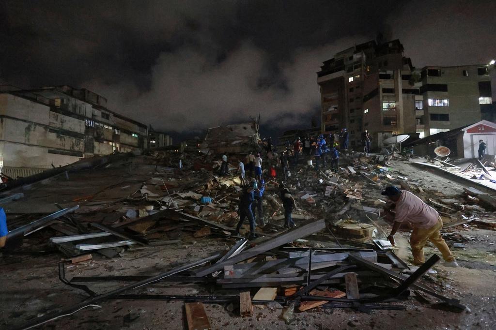 Terremoto in Venezuela, due scosse di magnitudo 7.2 e 7.5. Il primo bilancio: 32 morti e 700 feriti
