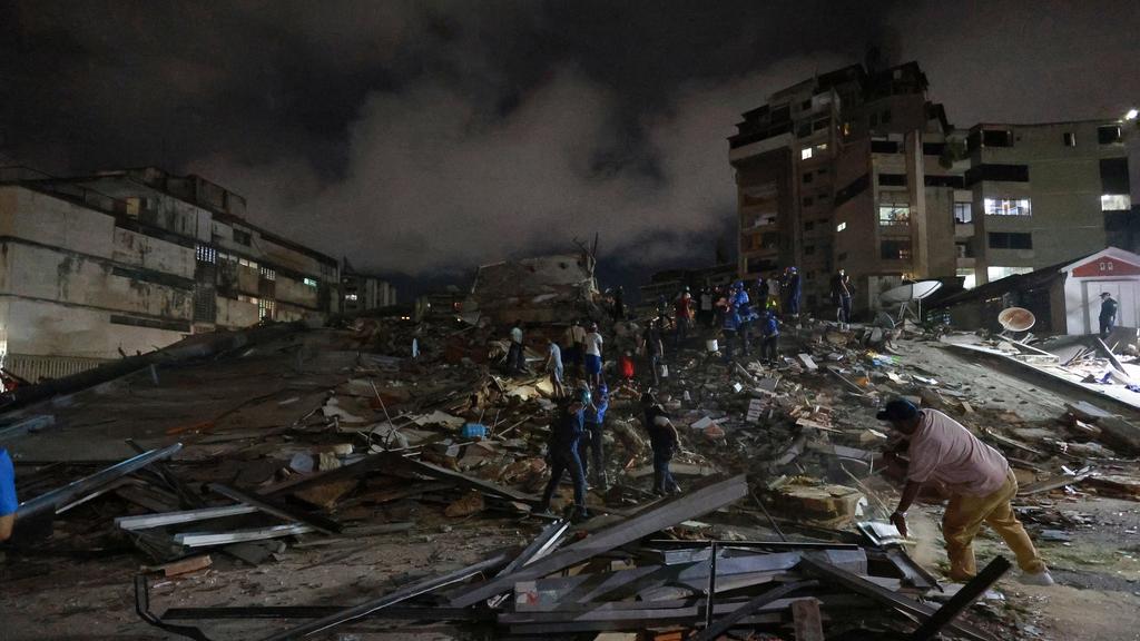 Terremoto in Venezuela, due scosse di magnitudo 7.2 e 7.5. Il primo bilancio: 32 morti e 700 feriti