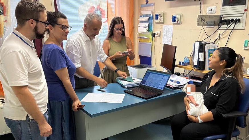 Mamma e figlia davanti alla commissione d'esame (foto Falorni / Stick)