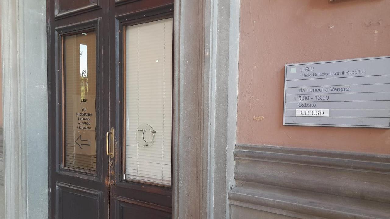 Urp chiuso da alcune settimane a Montecatini. «Dipendente in malattia, dovrebbe riaprire a giorni»