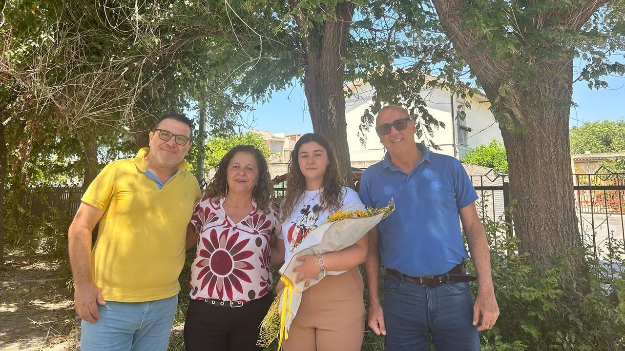 Madre e figlia si diplomano insieme: promosse con lo stesso voto- Chi sono