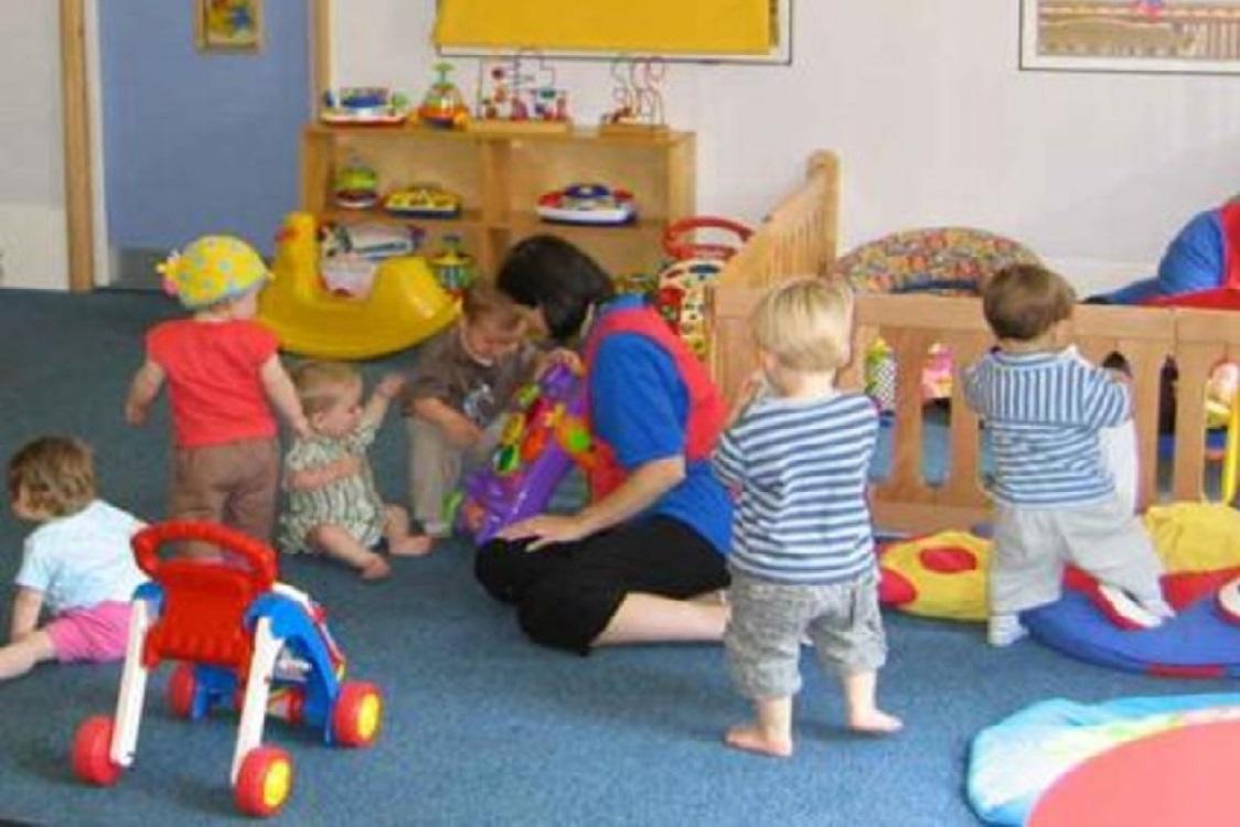 Prato, fa troppo caldo: uscita anticipata per le scuole materne e gli asili nido comunali